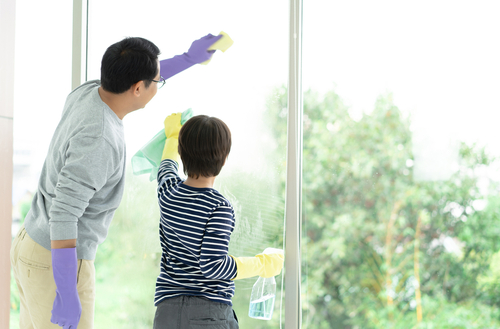 How to get in touch with a top house cleaning company in Overland Park