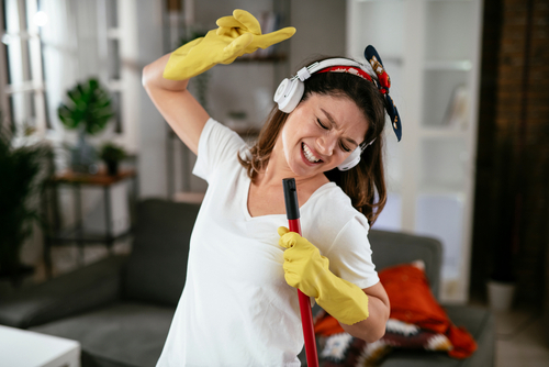 7 Tips to stay motivated while you clean