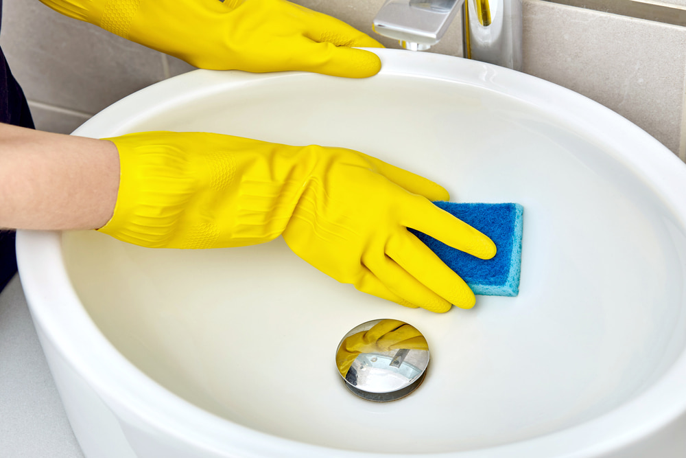 How can busy moms keep their homes clean every day.jpg