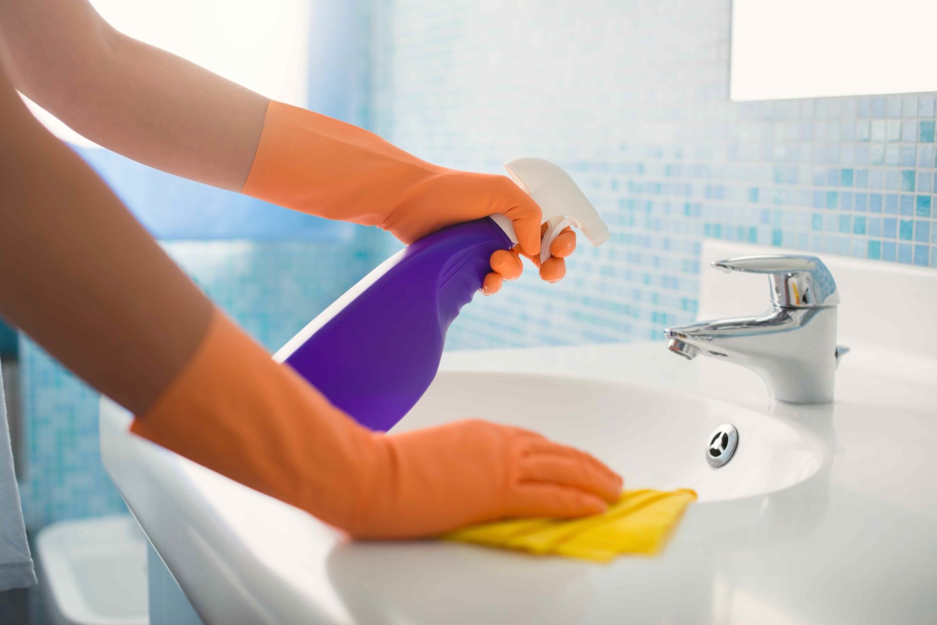 How To Make Your Sink Shine 🥇 House Cleaning Service Leawood KS