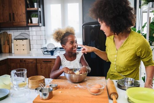 How do I get rid of bacteria in my kitchen